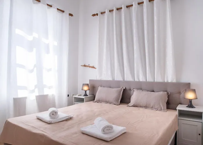 Naxos Family House In Vivlos 別荘 *