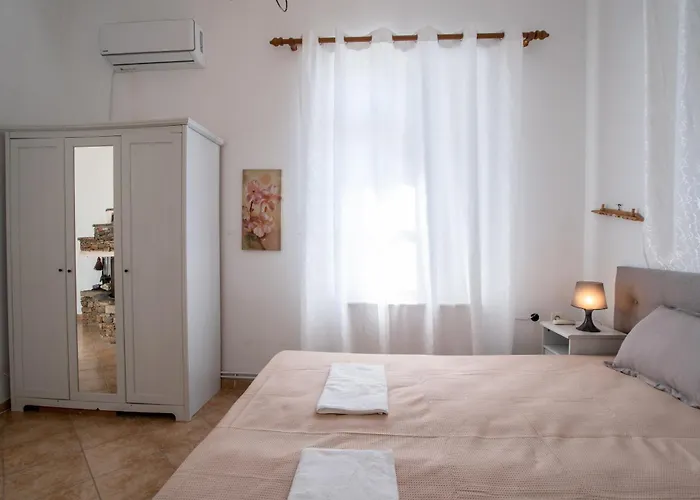 Naxos Family House In Vivlos * Naxos City